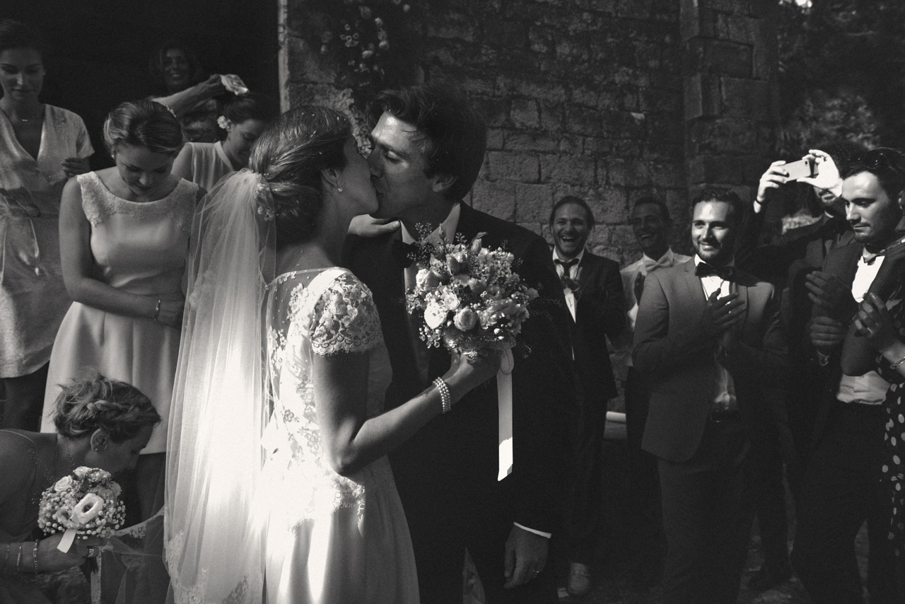 #nextdoorbride by mitia wedding photographer in italy