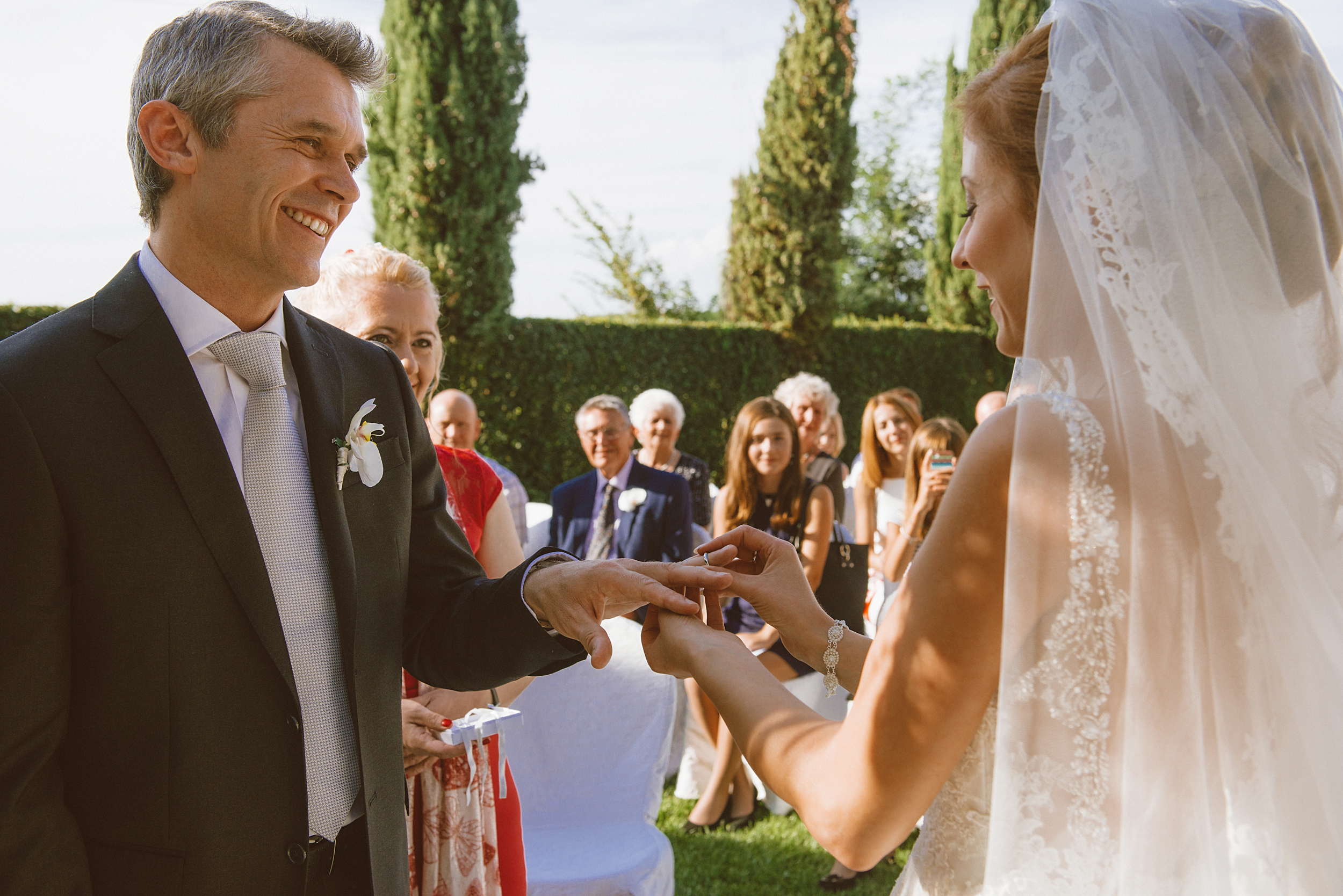 #nextdoorbride by mitia wedding photographer in italy