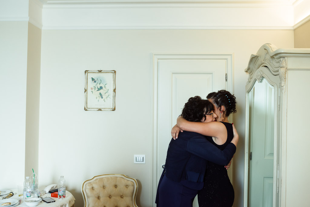 #nextdoorbride by mitia wedding photographer in italy