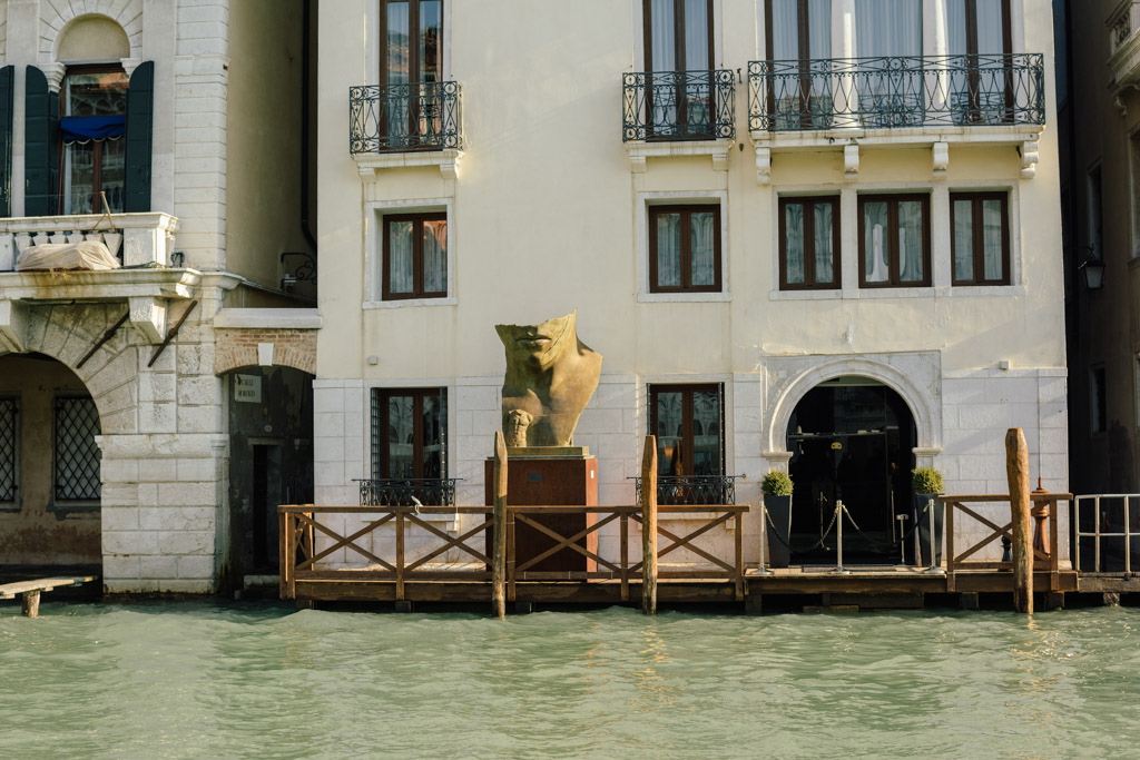 #nextdoorbride by mitia wedding photographer in italy