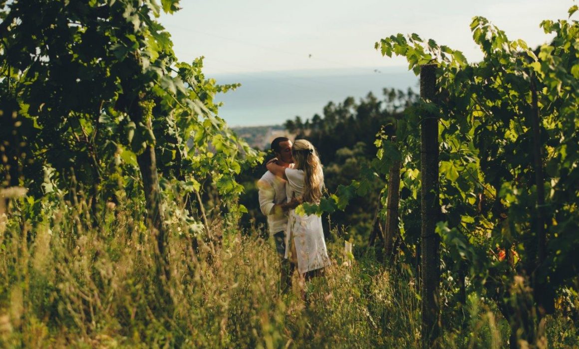 #nextdoorbride by mitia wedding photographer in italy